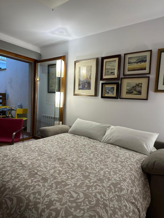 Chic Apartment Beach Матаро Экстерьер фото