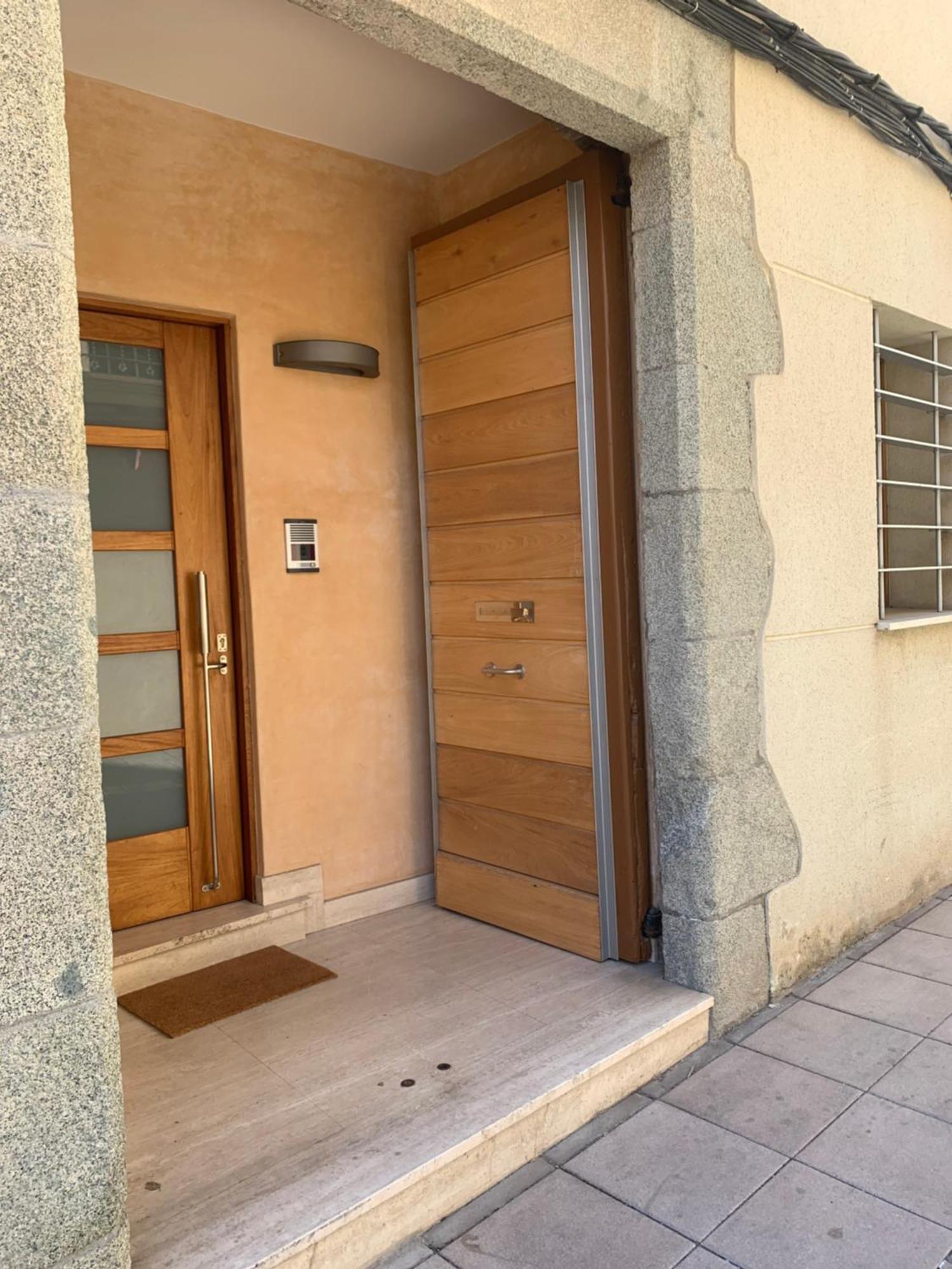 Chic Apartment Beach Матаро Экстерьер фото